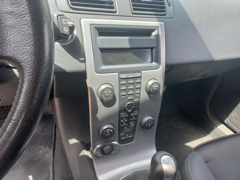 volvo v50 familiar del año 2005