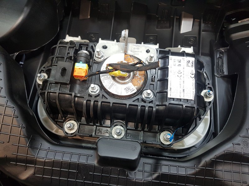 Recambio de kit airbag para opel crossland x selective referencia OEM IAM 39138035 39124500 39186176