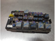 Recambio de caja reles / fusibles para ssangyong actyon limited referencia OEM IAM 8239031033  