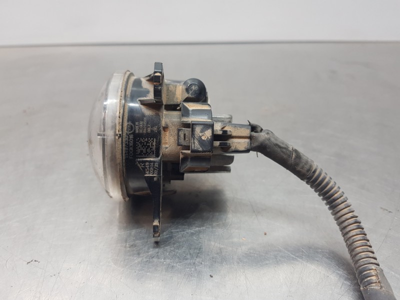 Recambio de faro antiniebla derecho para opel crossland x selective referencia OEM IAM 13497330  