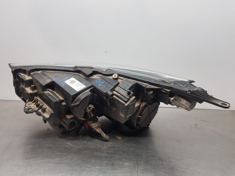 Recambio de faro derecho para opel crossland x selective referencia OEM IAM 39153539  