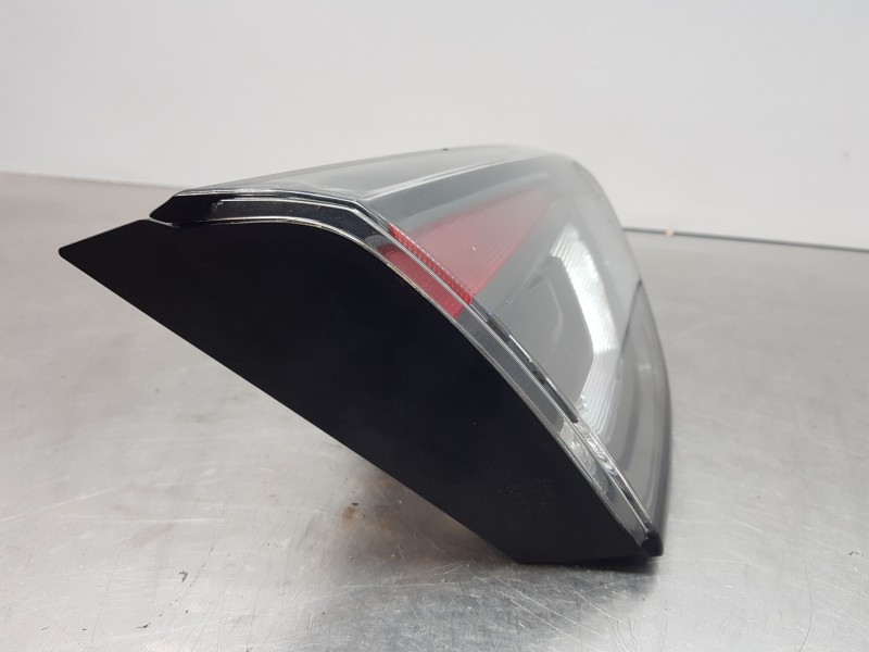 Recambio de piloto trasero izquierdo interior para opel crossland x selective referencia OEM IAM 39235953  