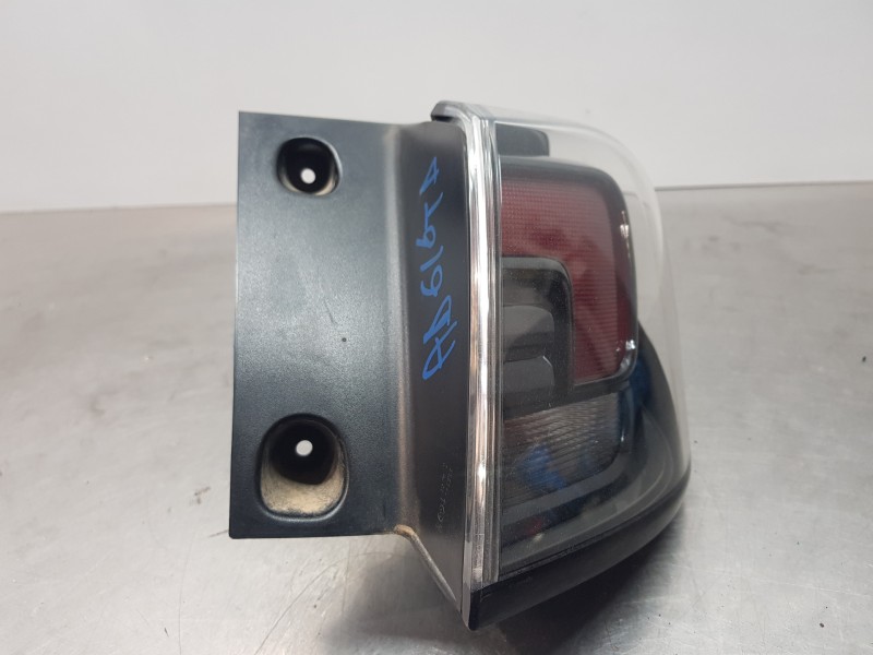 Recambio de piloto trasero derecho para opel crossland x selective referencia OEM IAM 39137520 39137522 