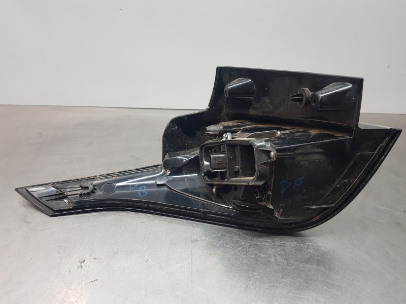 Recambio de piloto trasero derecho para opel crossland x selective referencia OEM IAM 39137520 39137522 