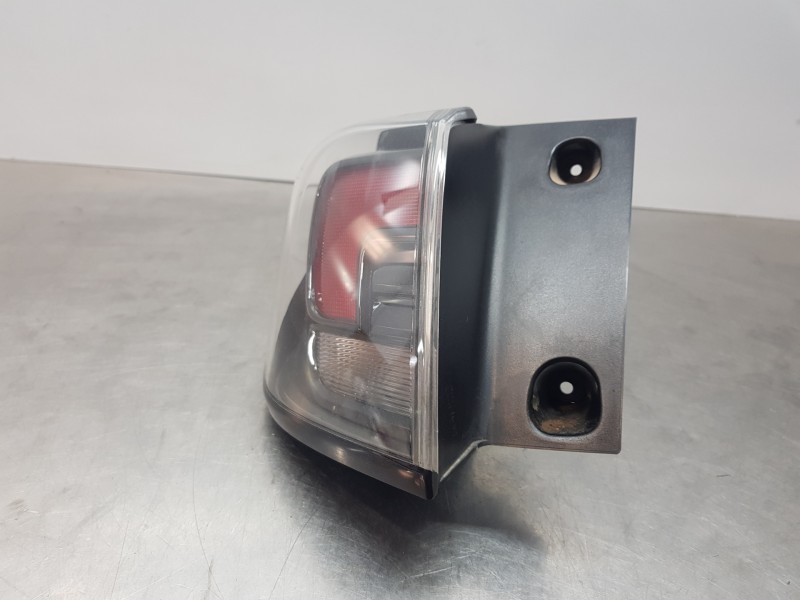 Recambio de piloto trasero izquierdo para opel crossland x selective referencia OEM IAM 39137519  