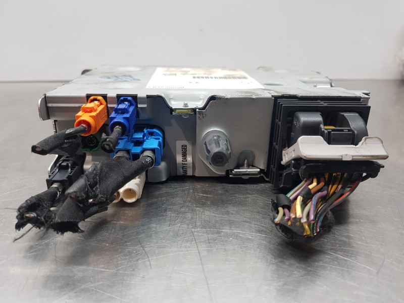 Recambio de sistema audio / radio cd para opel crossland x selective referencia OEM IAM 9839651080  