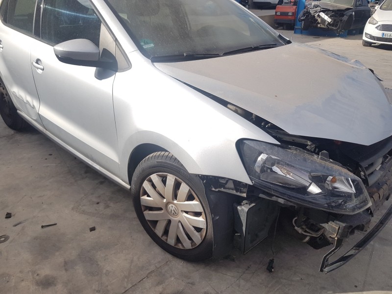 volkswagen polo (6r1) del año 2015