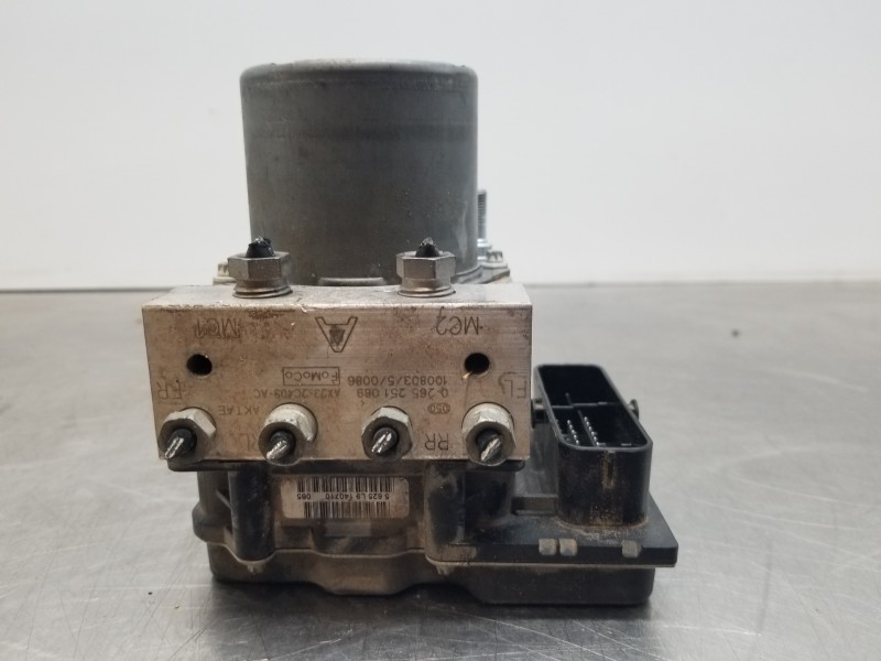 Recambio de abs para jaguar xf luxury referencia OEM IAM AX232C405AC 0265251089 0265951370