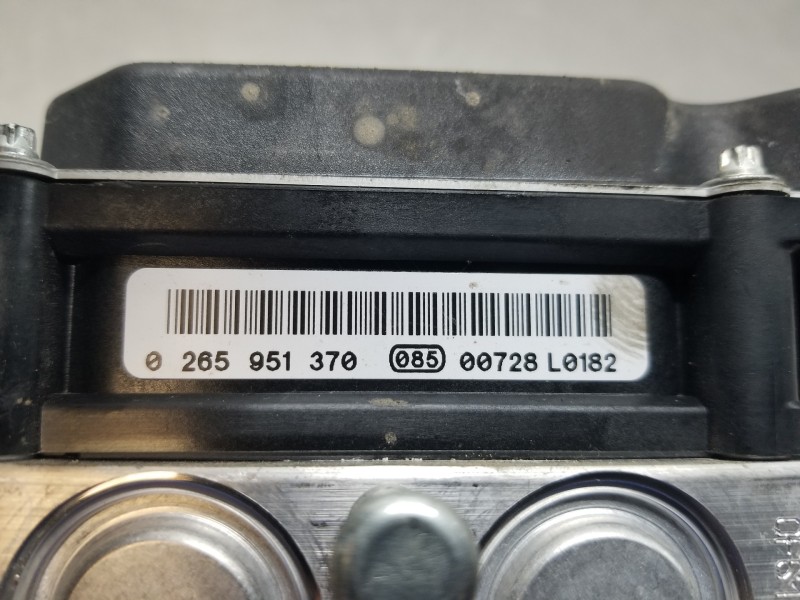 Recambio de abs para jaguar xf luxury referencia OEM IAM AX232C405AC 0265251089 0265951370