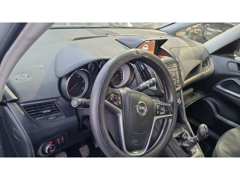 opel zafira tourer del año 2015