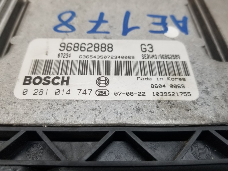 Recambio de centralita motor uce para chevrolet epica ltx referencia OEM IAM 96862888 96862889 0281014747