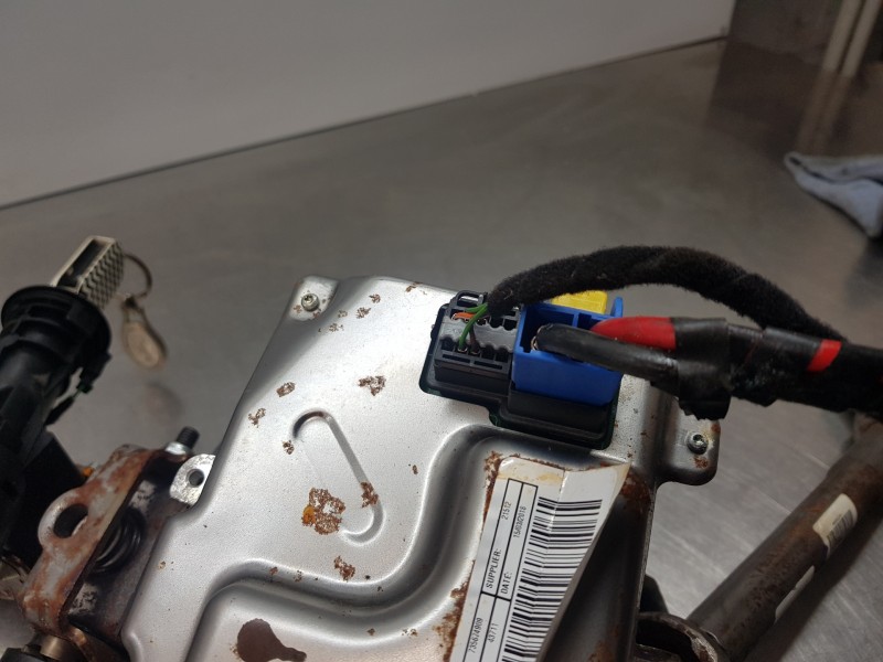 Recambio de columna direccion para fiat 500 sport referencia OEM IAM 735761300 735674909 