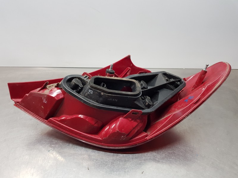 Recambio de piloto trasero izquierdo para peugeot 207 confort referencia OEM IAM 6350Y7  
