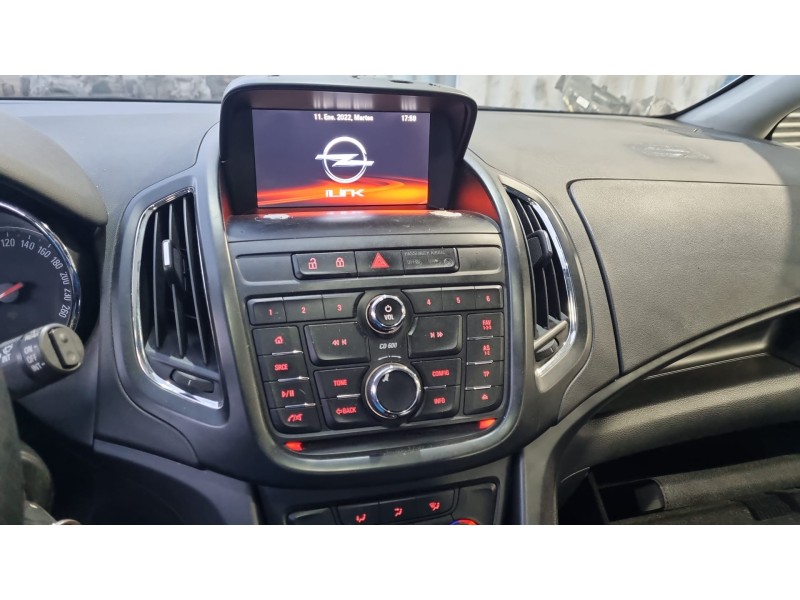 opel zafira tourer del año 2015