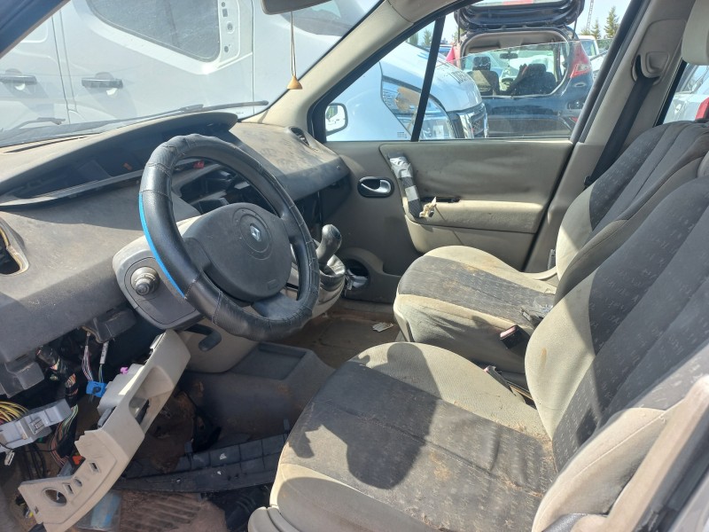 renault scenic ii del año 2005