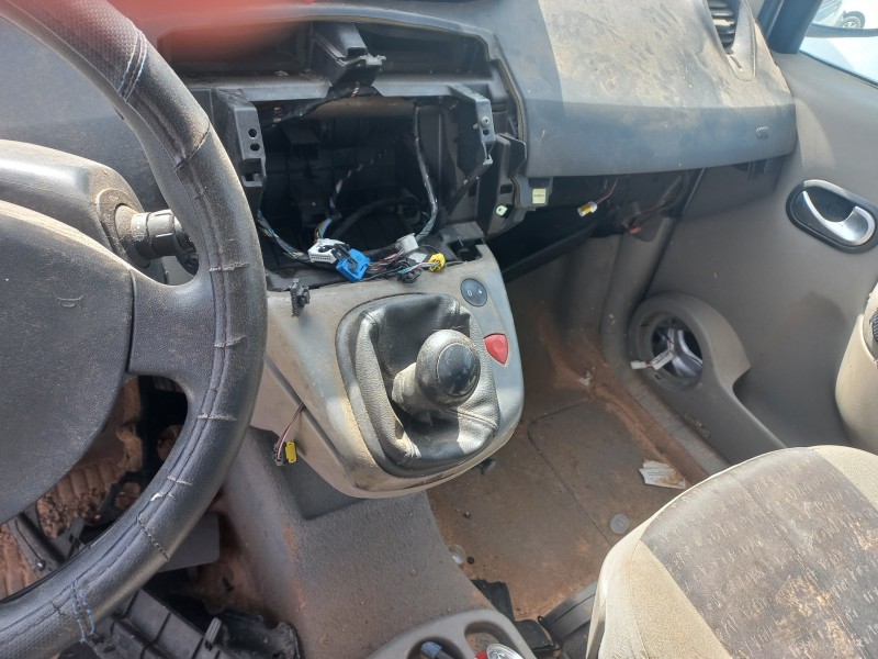 renault scenic ii del año 2005