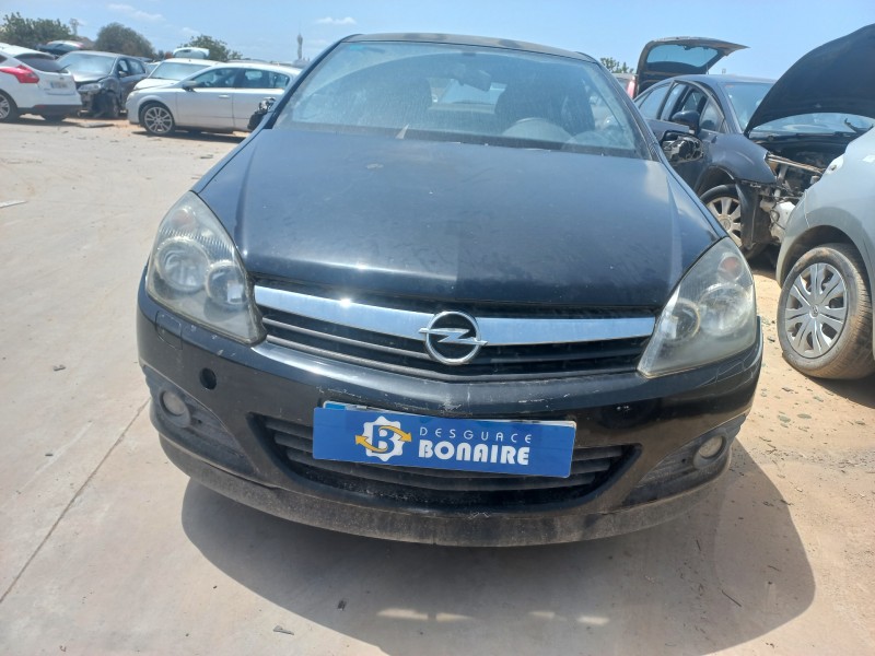 opel astra gtc del año 2006