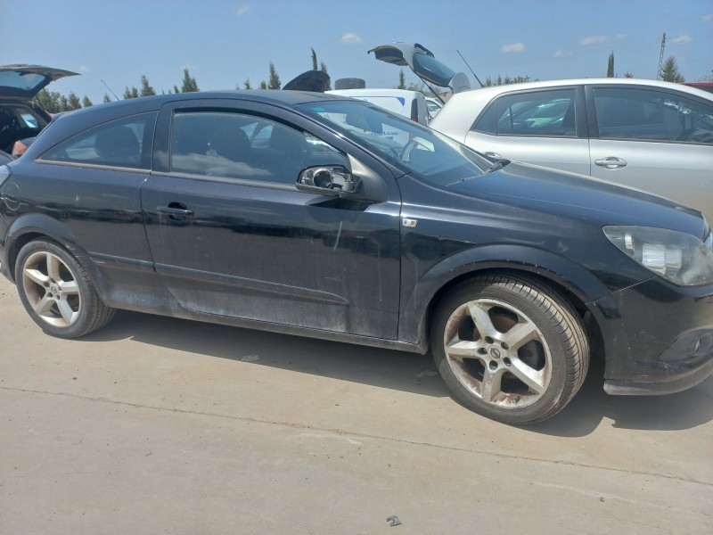 opel astra gtc del año 2006