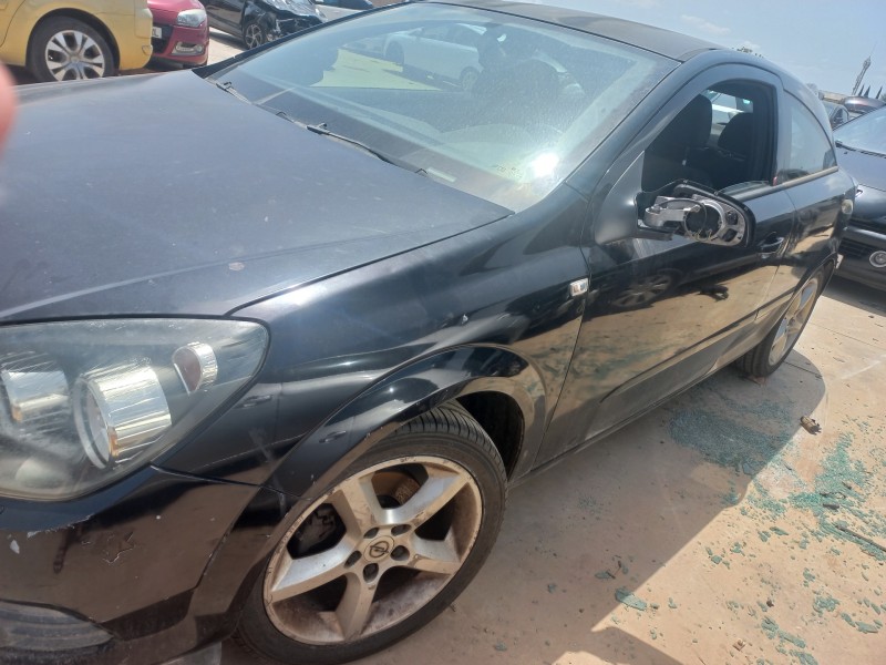 opel astra gtc del año 2006