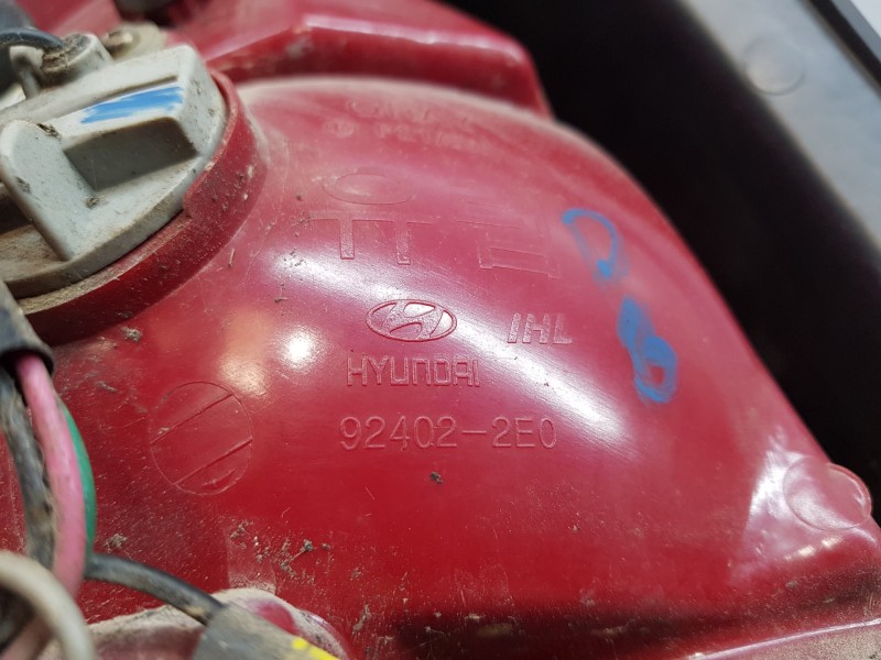 Recambio de piloto trasero derecho para hyundai tucson (jm) gl referencia OEM IAM 924022E010  