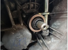 Recambio de caja cambios para hyundai tucson (jm) gl referencia OEM IAM 4300039772   2