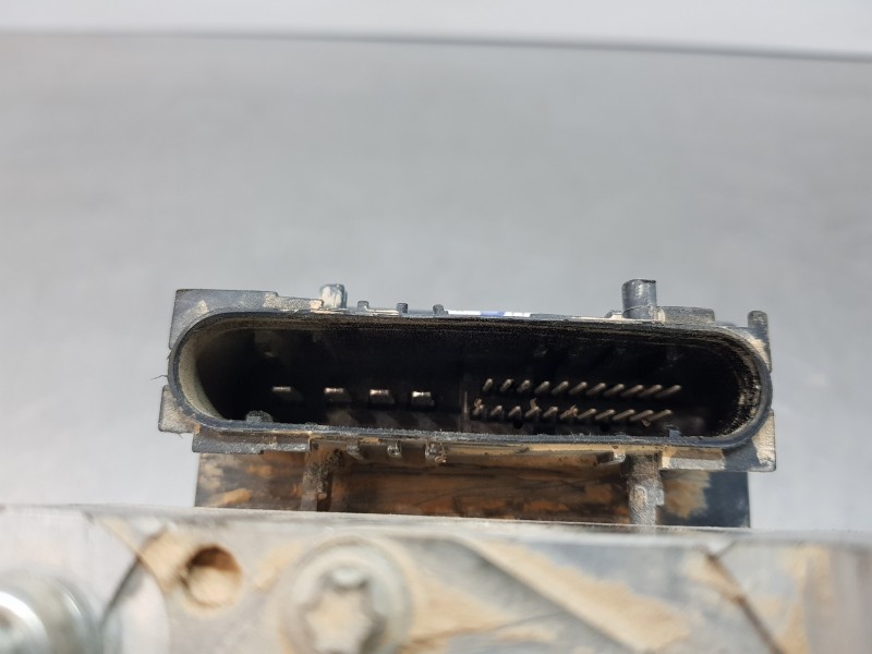 Recambio de abs para opel corsa d enjoy referencia OEM IAM 13236012 0265231537 0265800422