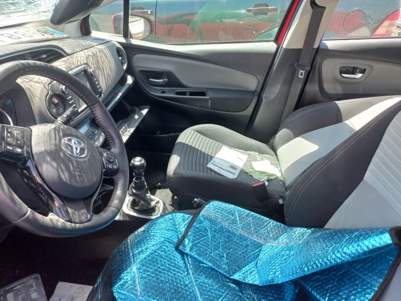 toyota yaris del año 2017