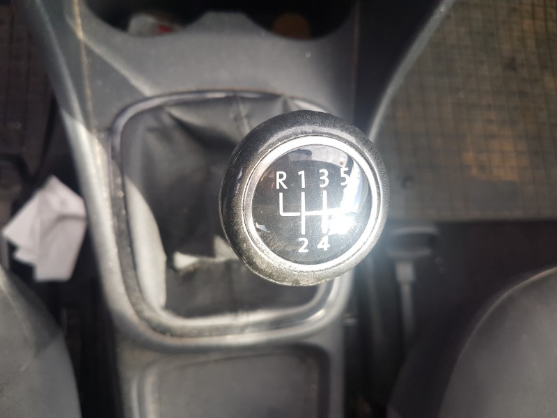 volkswagen polo (6r1) del año 2015