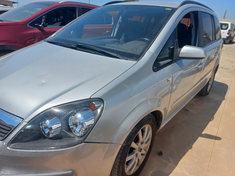 opel zafira b del año 2007