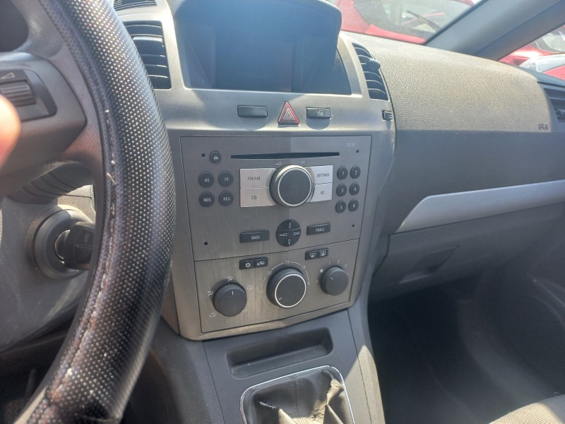 opel zafira b del año 2007