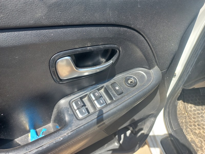 kia carens ( ) del año 2017