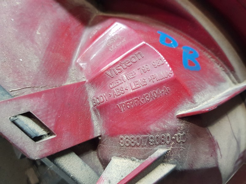 Recambio de piloto trasero derecho para peugeot 207 cc sport referencia OEM IAM 6351CE 9680179080 