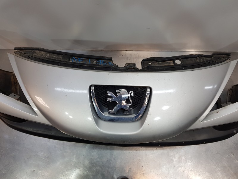 Recambio de paragolpes delantero para peugeot 207 cc sport referencia OEM IAM 7401ES  