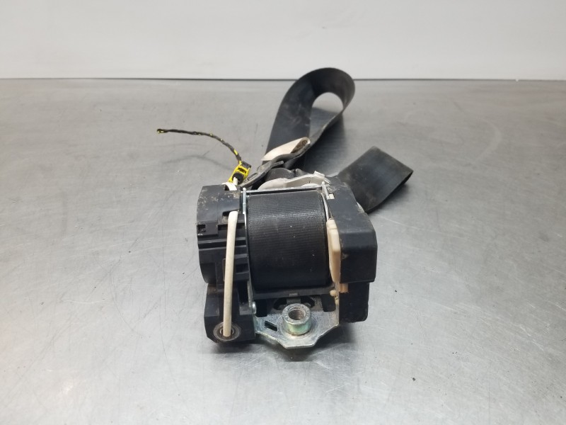 Recambio de cinturon seguridad delantero izquierdo para volkswagen caddy ocio furgón referencia OEM IAM 2K5857805BRYV 2K5857805B