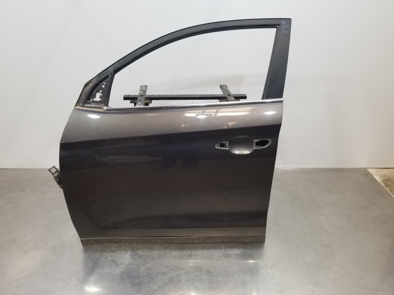 Recambio de puerta delantera izquierda para hyundai tucson klass referencia OEM IAM 76003D7000  