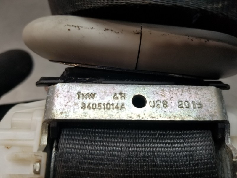 Recambio de cinturon seguridad delantero derecho para volkswagen caddy ocio furgón referencia OEM IAM 2K5857706ARYV 2K5857706A 