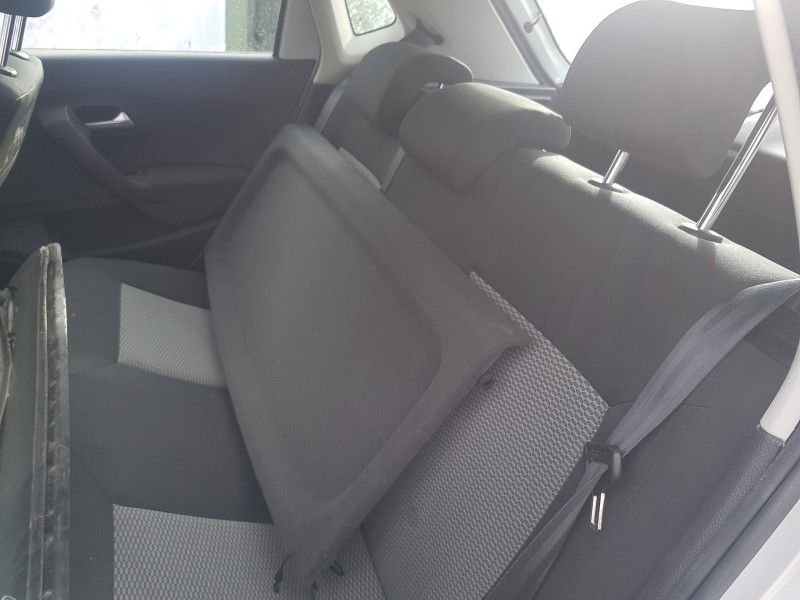 volkswagen polo (6r1) del año 2015