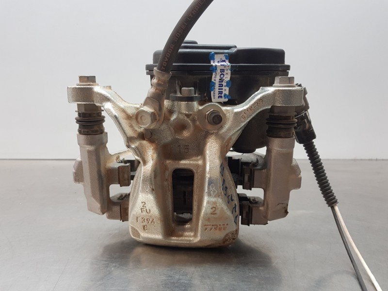 Recambio de pinza freno trasera derecha para toyota corolla (e21) hev referencia OEM IAM 46310F4011  