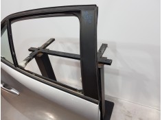Recambio de puerta trasera derecha para toyota corolla (e21) hev referencia OEM IAM 6700302540   2