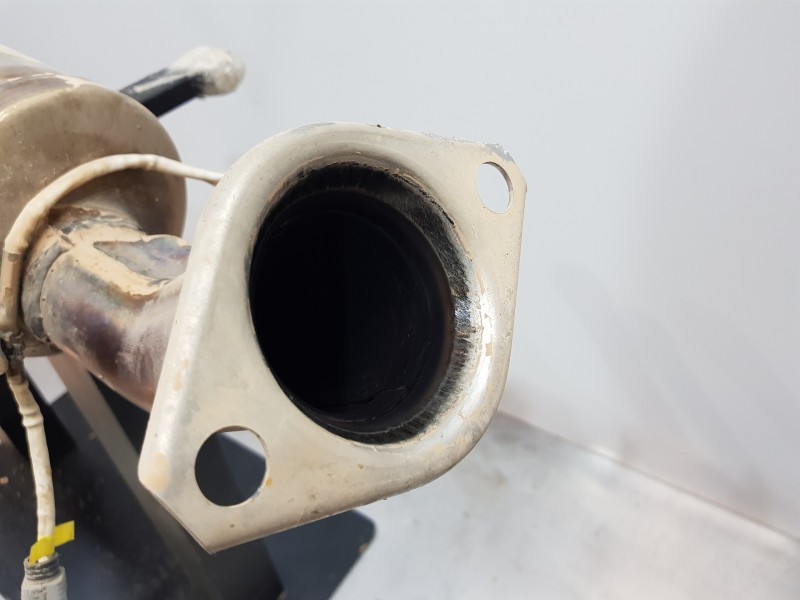 Recambio de catalizador para toyota corolla (e21) hev referencia OEM IAM 174100TJ20 30Y28 L52