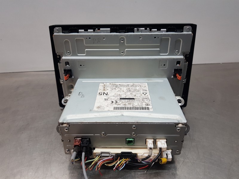 Recambio de pantalla multifuncion para toyota corolla (e21) hev referencia OEM IAM 8614002N50  