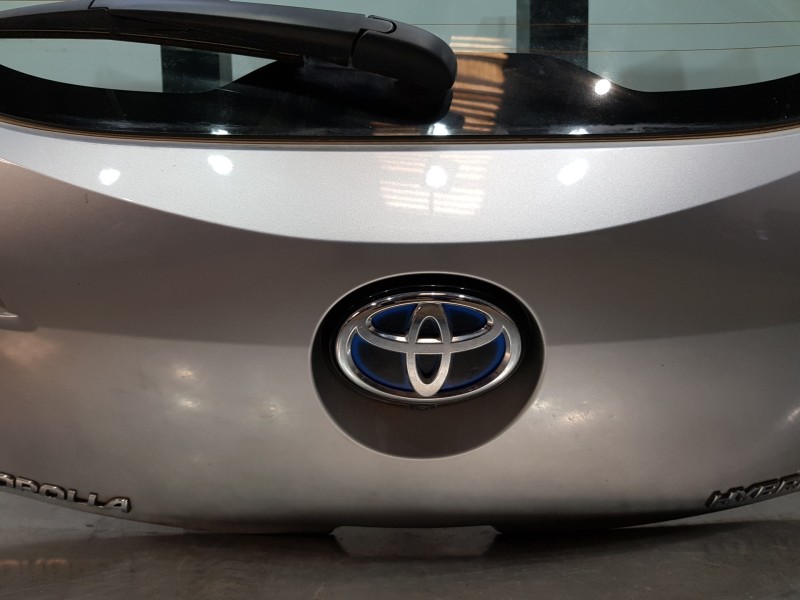 Recambio de porton trasero para toyota corolla (e21) hev referencia OEM IAM 6700502610  