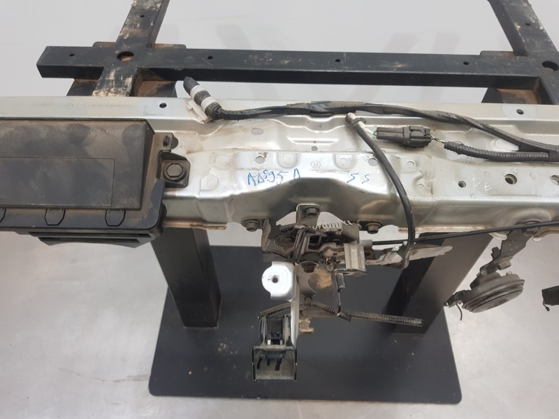 Recambio de travesaño superior para toyota corolla (e21) hev referencia OEM IAM 5320502490  