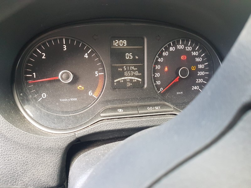 volkswagen polo (6r1) del año 2015