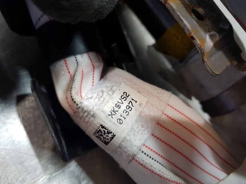 Recambio de airbag cortina delantero derecho para toyota corolla (e21) hev referencia OEM IAM 6217002181  