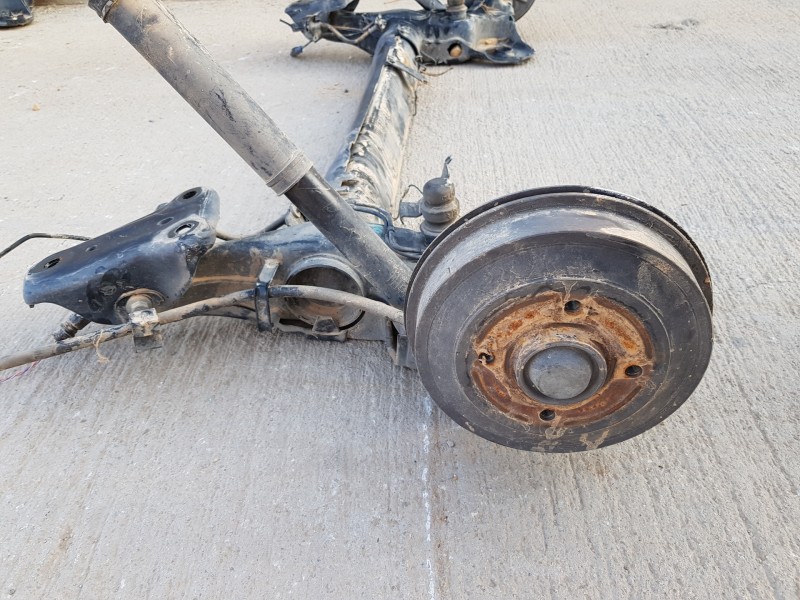 Recambio de puente trasero para citroen c-elysée shine referencia OEM IAM 1608396680  