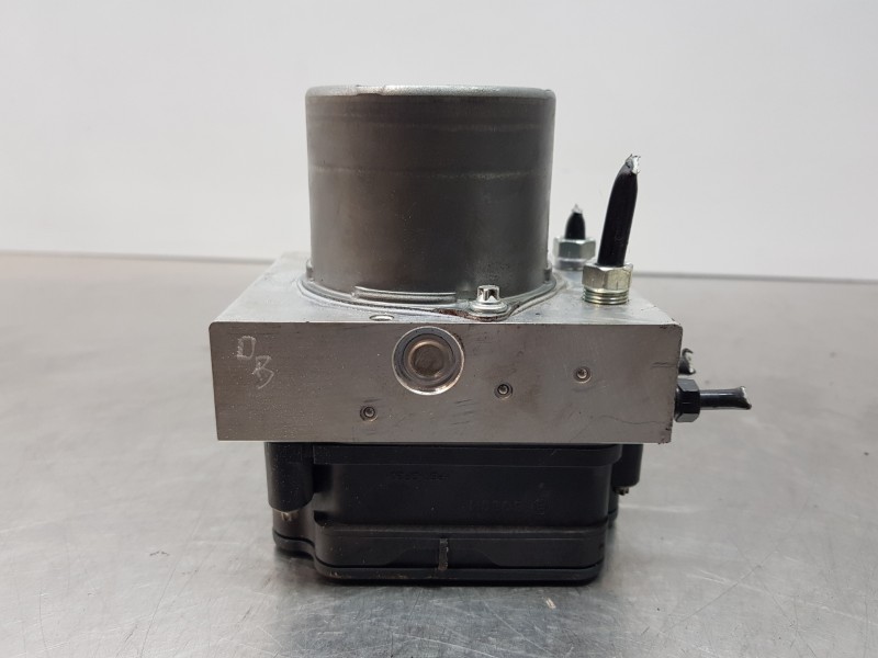 Recambio de abs para toyota corolla (e21) hev referencia OEM IAM 4405002N81 4405002K80 