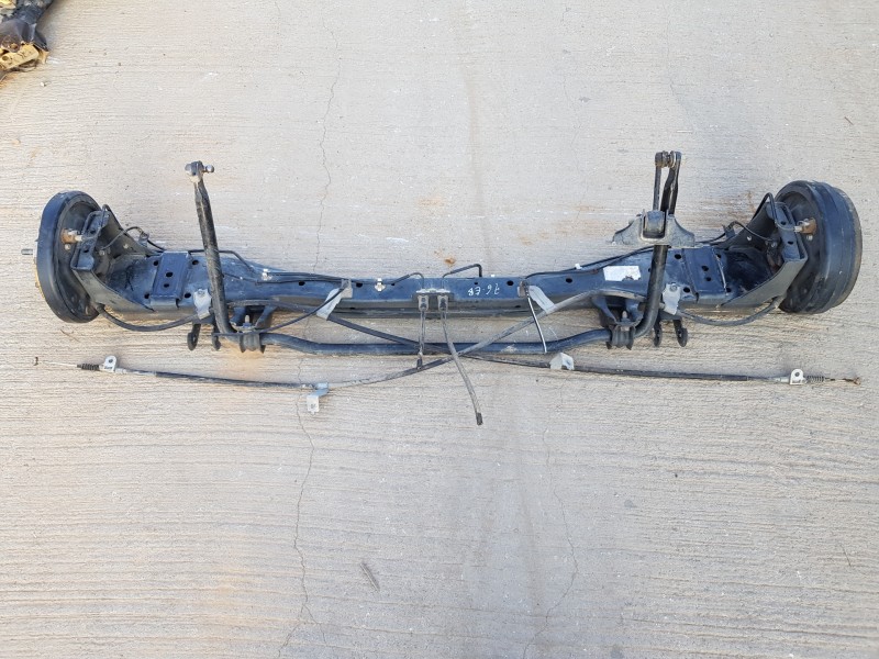 Recambio de puente trasero para nissan nv 200 (m20) furgón referencia OEM IAM 43010BJ00B  