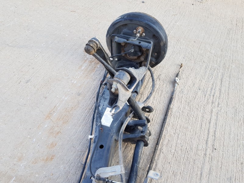 Recambio de puente trasero para nissan nv 200 (m20) furgón referencia OEM IAM 43010BJ00B  