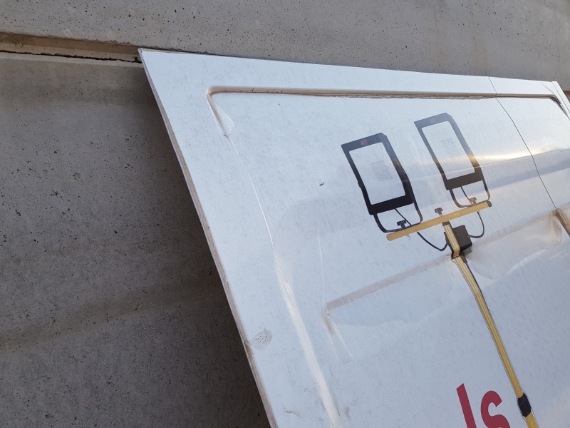 Recambio de puerta lateral corredera derecha para iveco daily caja cerrada (2006 =>) furgón referencia OEM IAM 3803522  